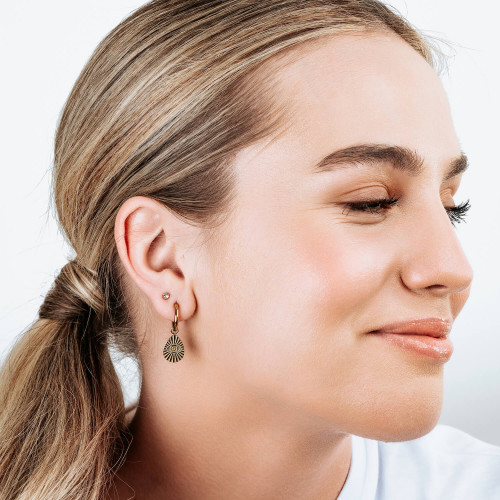 DIAMOND STUD GOLD DIAMOND STUD GOLD